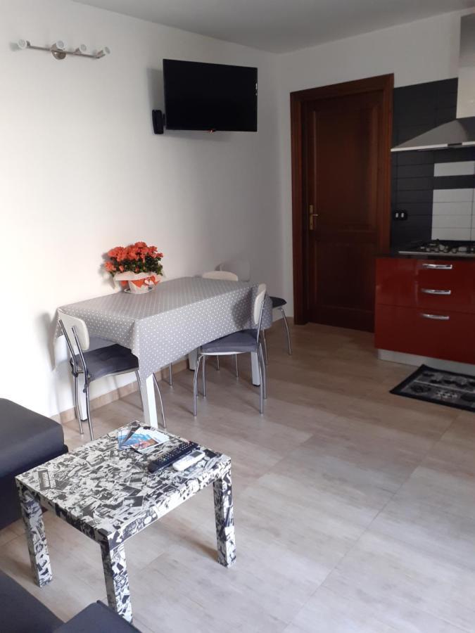 Casa Dylan Apartment กาญารี ภายนอก รูปภาพ